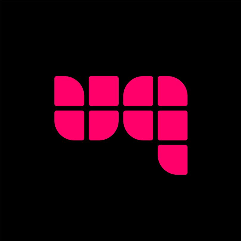 Universal Quantum logo featuring a stylized magenta ‘UQ’ symbol formed from geometric blocks on a black background.